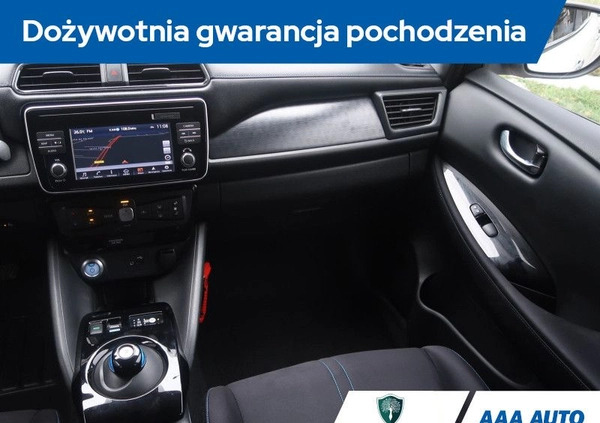 Nissan Leaf cena 61000 przebieg: 89126, rok produkcji 2018 z Drezdenko małe 352